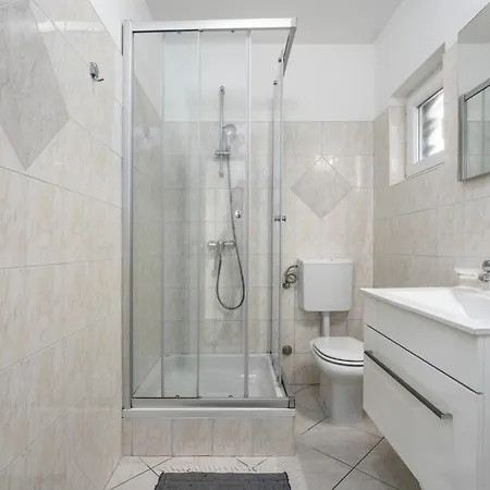 Apartament Astrid 3 By Briskva