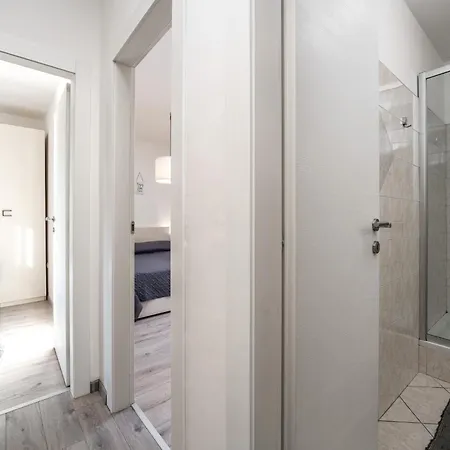 Apartament Astrid 3 By Briskva *