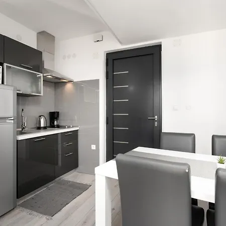 Astrid 3 By Briskva Apartment *