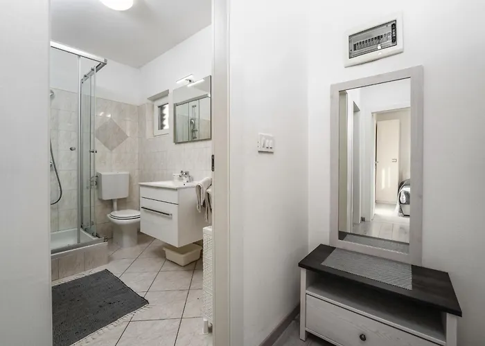 Astrid 3 By Briskva Appartement