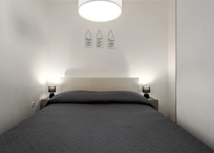 Astrid 3 By Briskva * Rabac